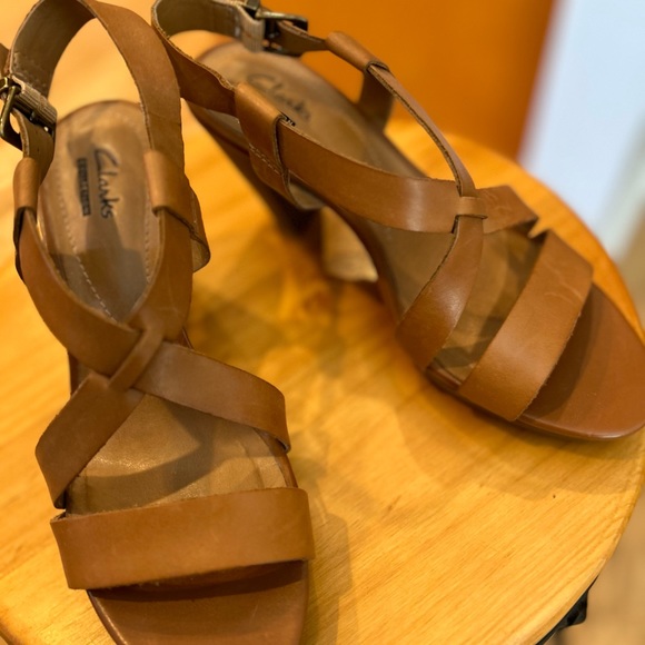 Clark’s Dress Heel - Picture 6 of 6